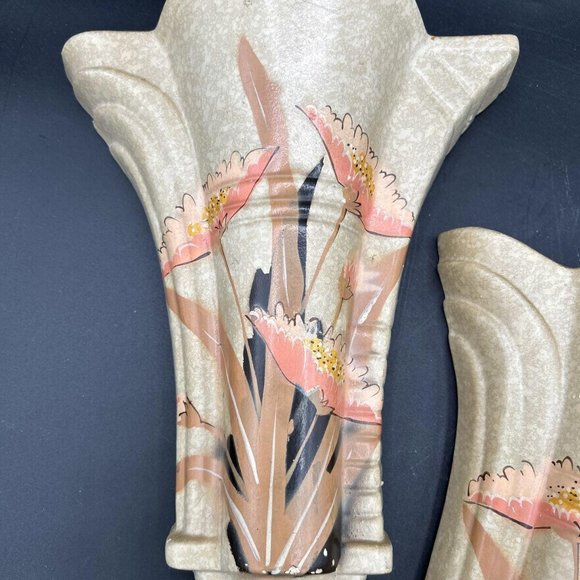 Art Deco Floral Hand Painted Ceramic Wall Pockets by Adrian Pottery England, 2 - Picture 3 of 8
